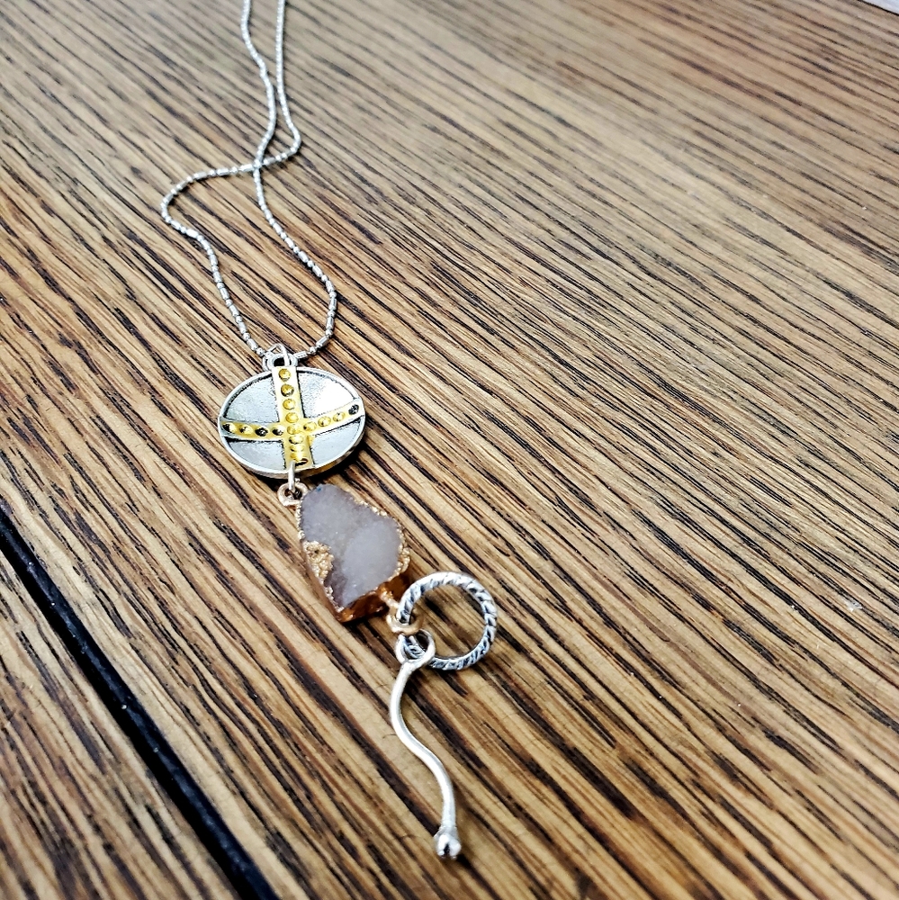 Boho pendant necklace